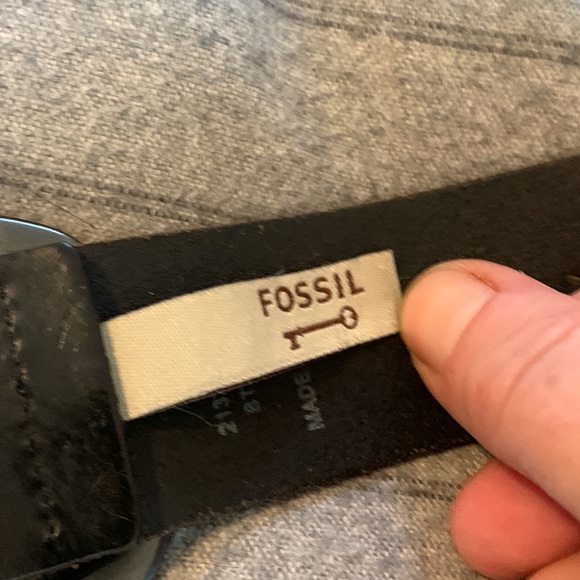 Fossil Belt - leather, brass and embroidered - Picture 6 of 7